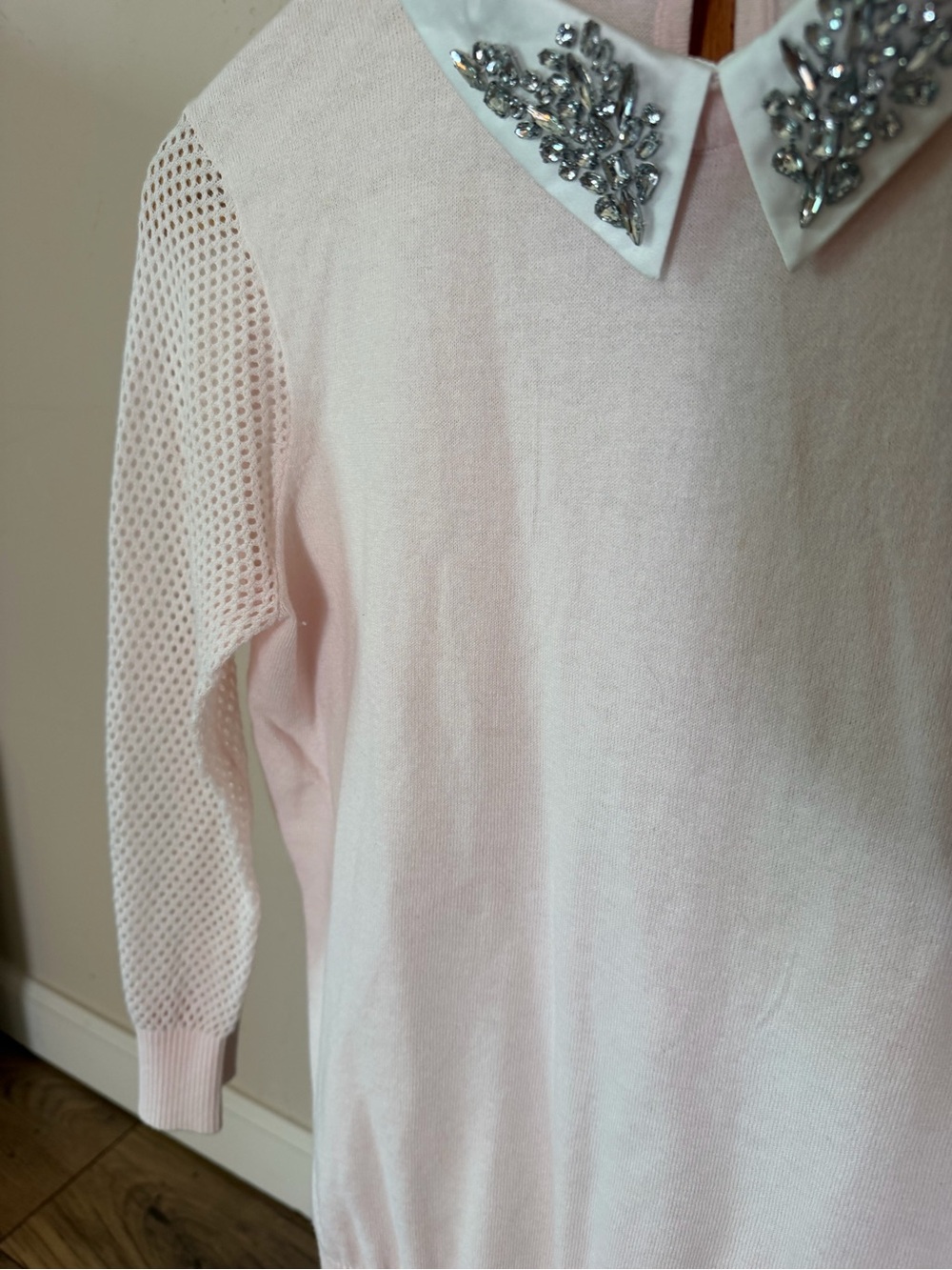 Ted Baker London Embellished Collar Blush Pink Sweater - Size 1 (US S) - Picture 5 of 8
